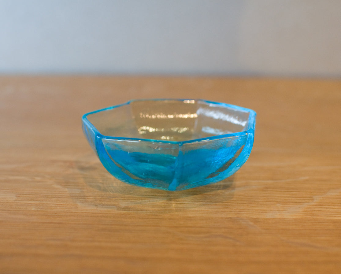 Vitreluxe Heptagon Salt Bowl Side View